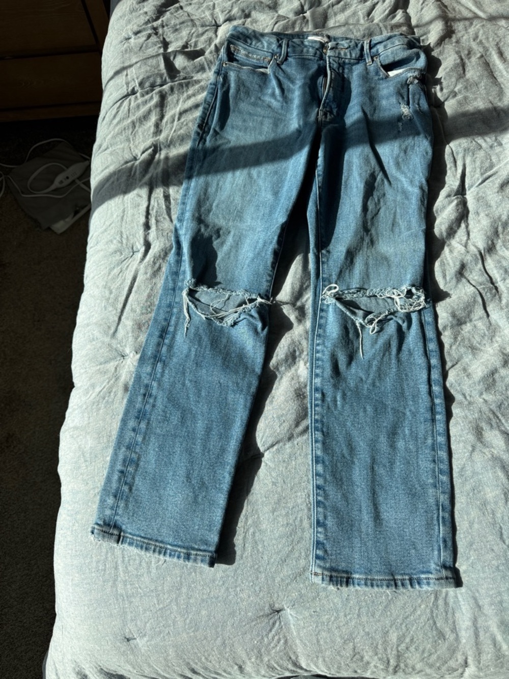 Good American women's Blue Straight-Leg Distressed Jeans